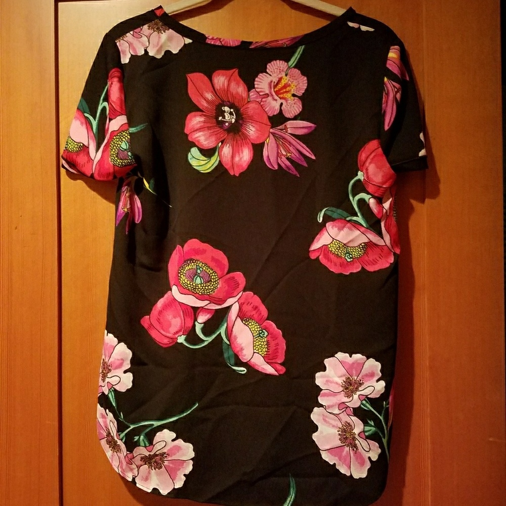 NWT Ann Taylor floral blouse